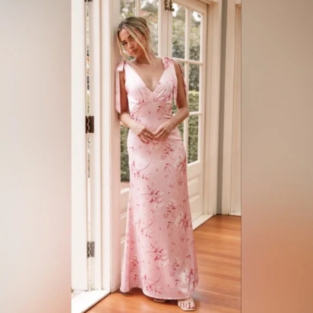 Petal & Pup Light Pink Floral Maxi Dress